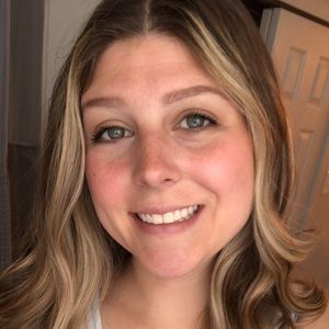 Meet your Posher, Amelia